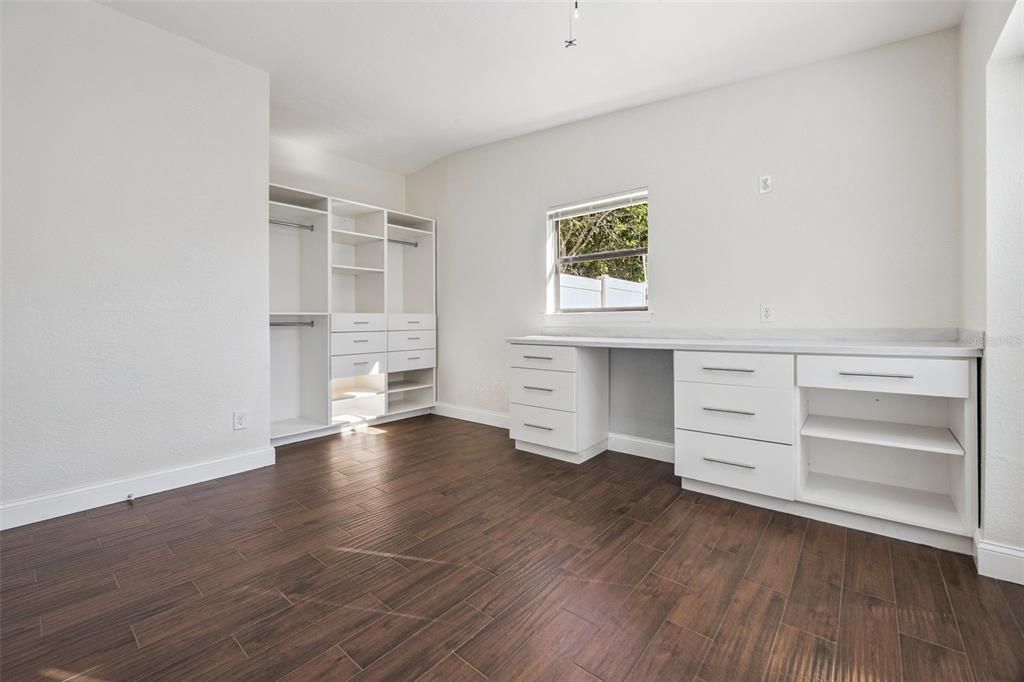 En Venta: $385,000 (3 camas, 3 baños, 1616 Pies cuadrados)