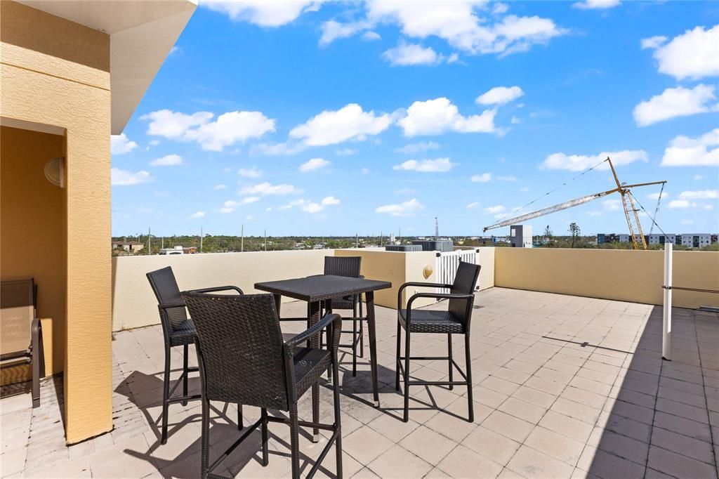 待售: $849,000 (2 贝兹, 2 浴室, 1734 平方英尺)