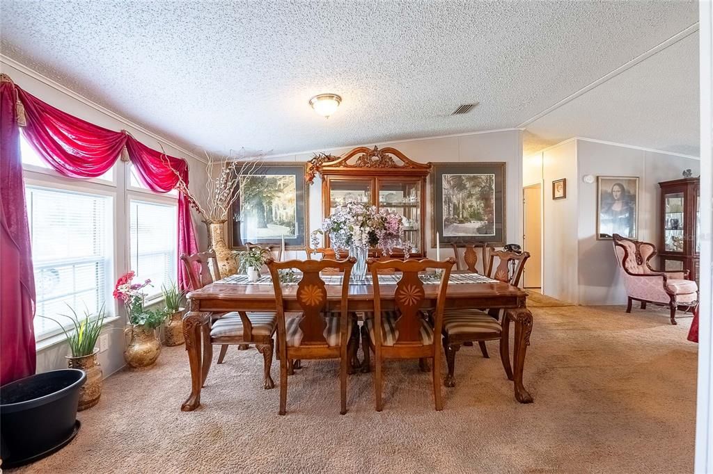 For Sale: $269,000 (4 beds, 2 baths, 2356 Square Feet)