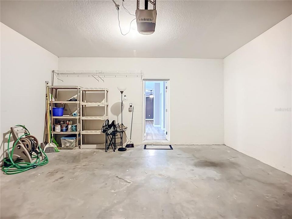 En Venta: $285,000 (3 camas, 2 baños, 1864 Pies cuadrados)