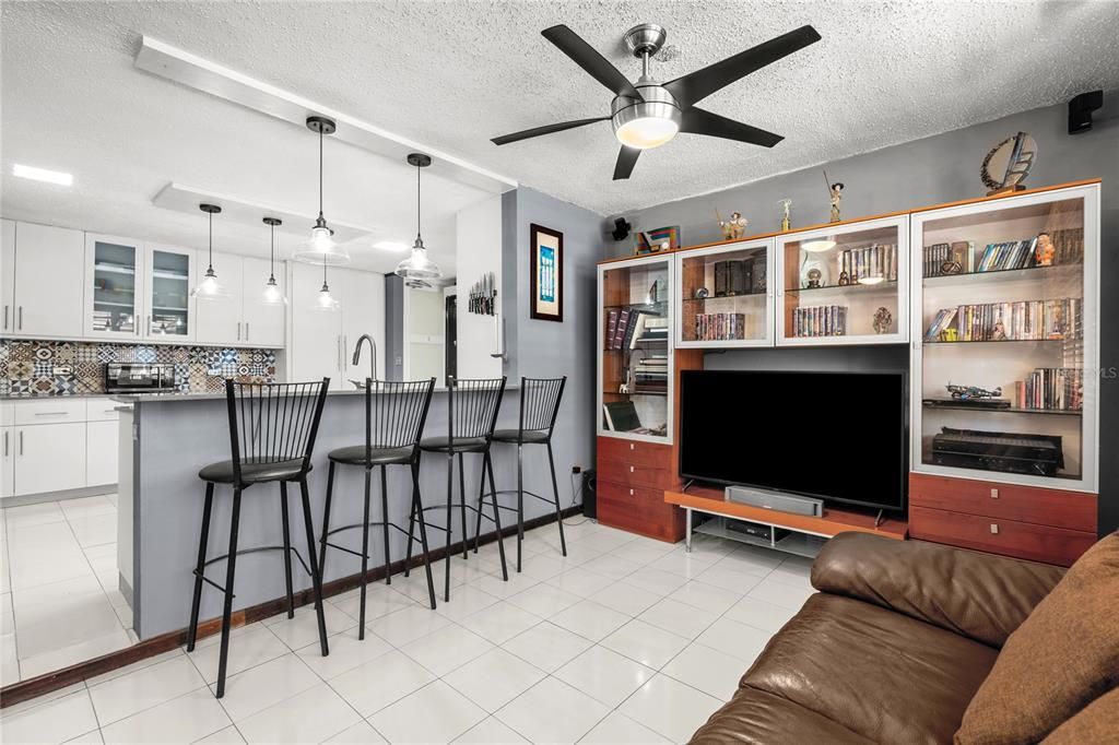 На продажу: $498,000 (4 спален, 2 ванн, 2231 Квадратных фут)