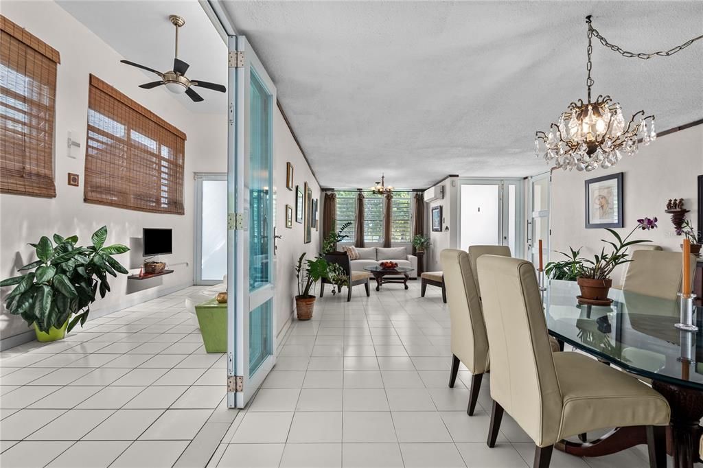 На продажу: $498,000 (4 спален, 2 ванн, 2231 Квадратных фут)