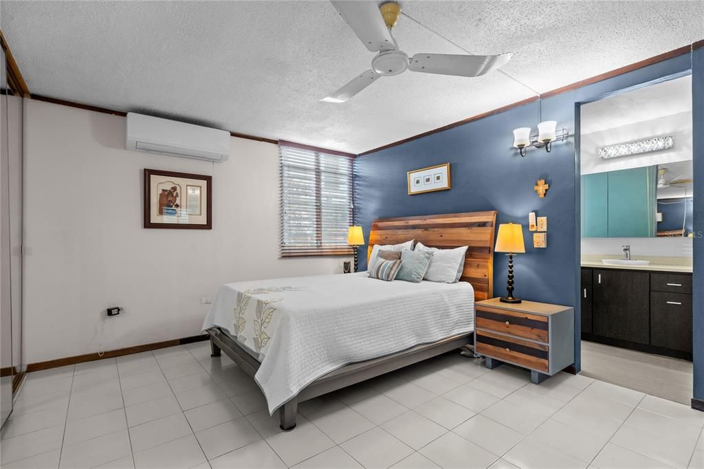 На продажу: $498,000 (4 спален, 2 ванн, 2231 Квадратных фут)