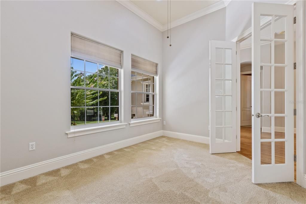 出租: $4,300 (5 贝兹, 4 浴室, 3627 平方英尺)