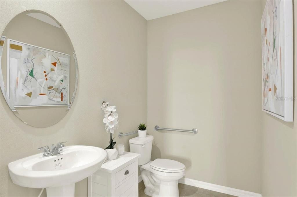 For Sale: $328,990 (4 beds, 2 baths, 1665 Square Feet)