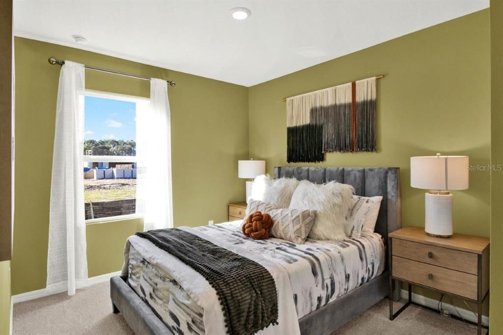 For Sale: $328,990 (4 beds, 2 baths, 1665 Square Feet)