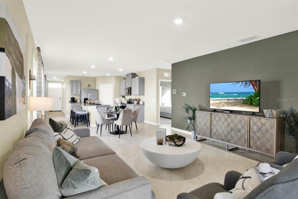 For Sale: $328,990 (4 beds, 2 baths, 1665 Square Feet)