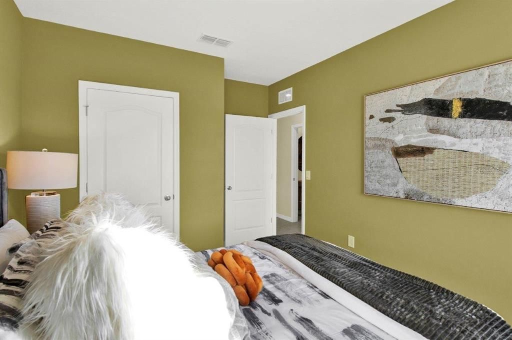 For Sale: $328,990 (4 beds, 2 baths, 1665 Square Feet)