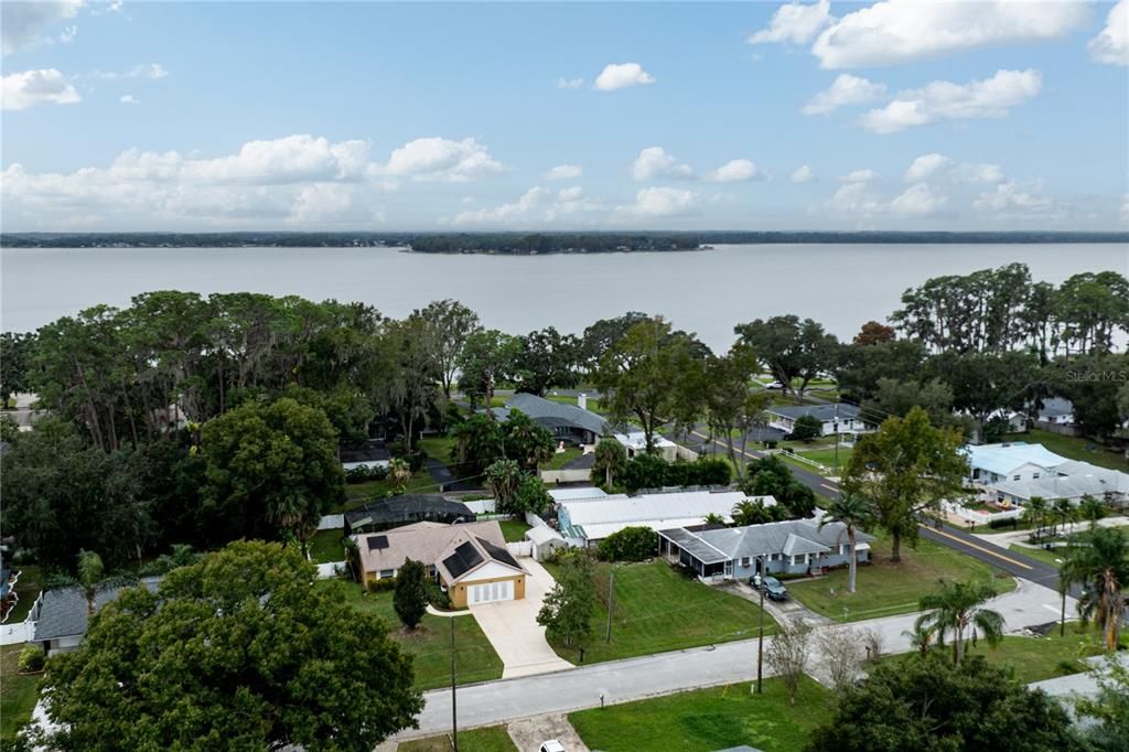 В аренду: $2,900 (4 спален, 2 ванн, 2069 Квадратных фут)