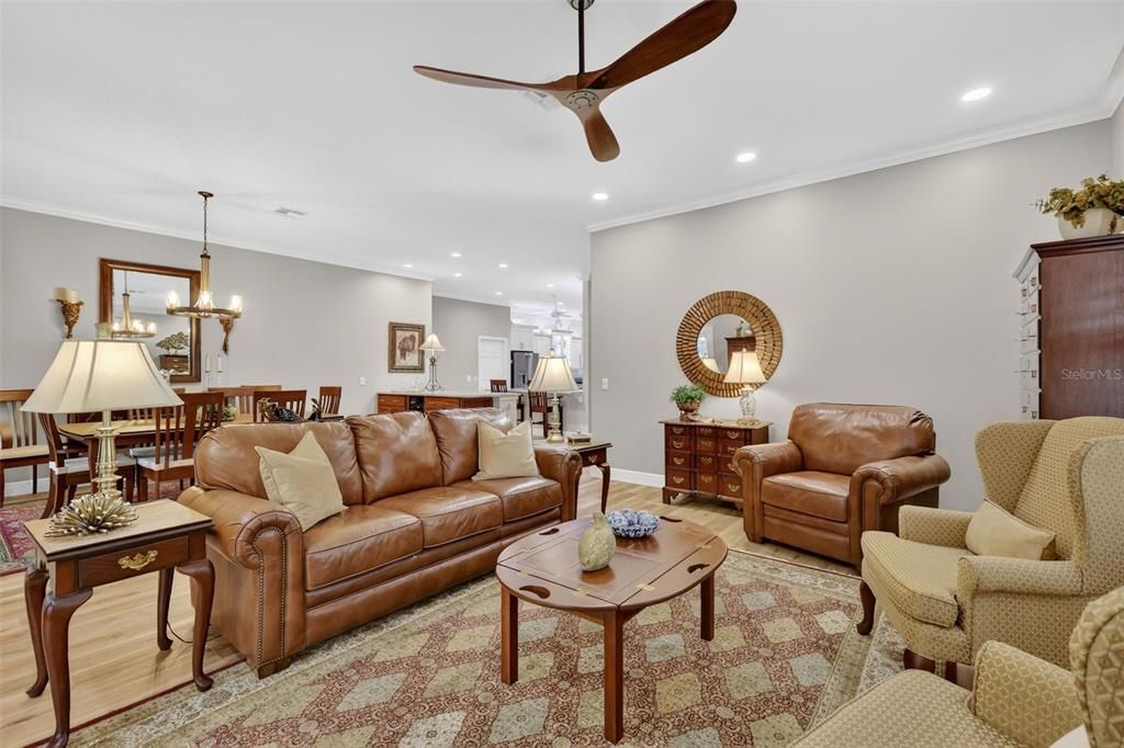 En Venta: $1,399,000 (3 camas, 2 baños, 2522 Pies cuadrados)