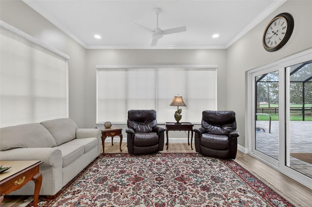 En Venta: $1,399,000 (3 camas, 2 baños, 2522 Pies cuadrados)