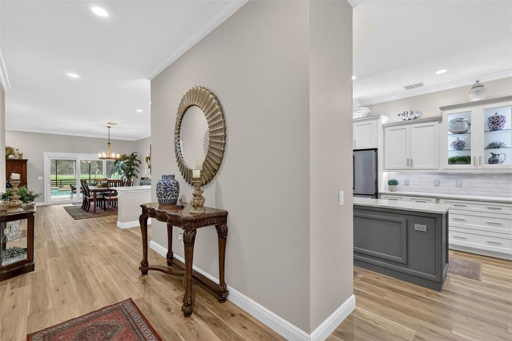 En Venta: $1,399,000 (3 camas, 2 baños, 2522 Pies cuadrados)