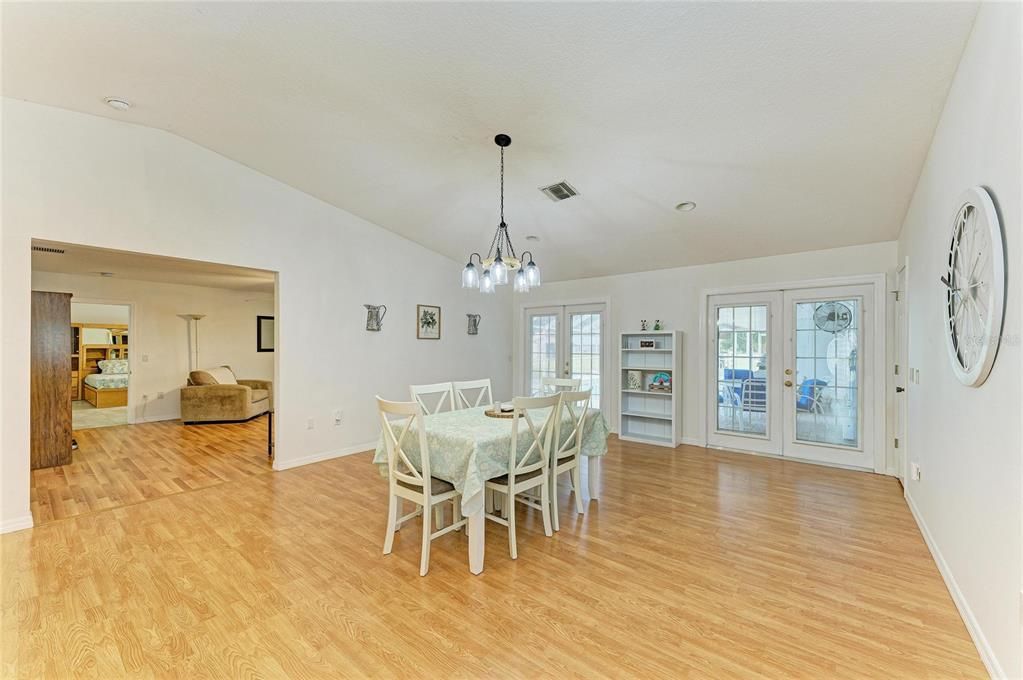 En Venta: $2,200,000 (9 camas, 7 baños, 5762 Pies cuadrados)