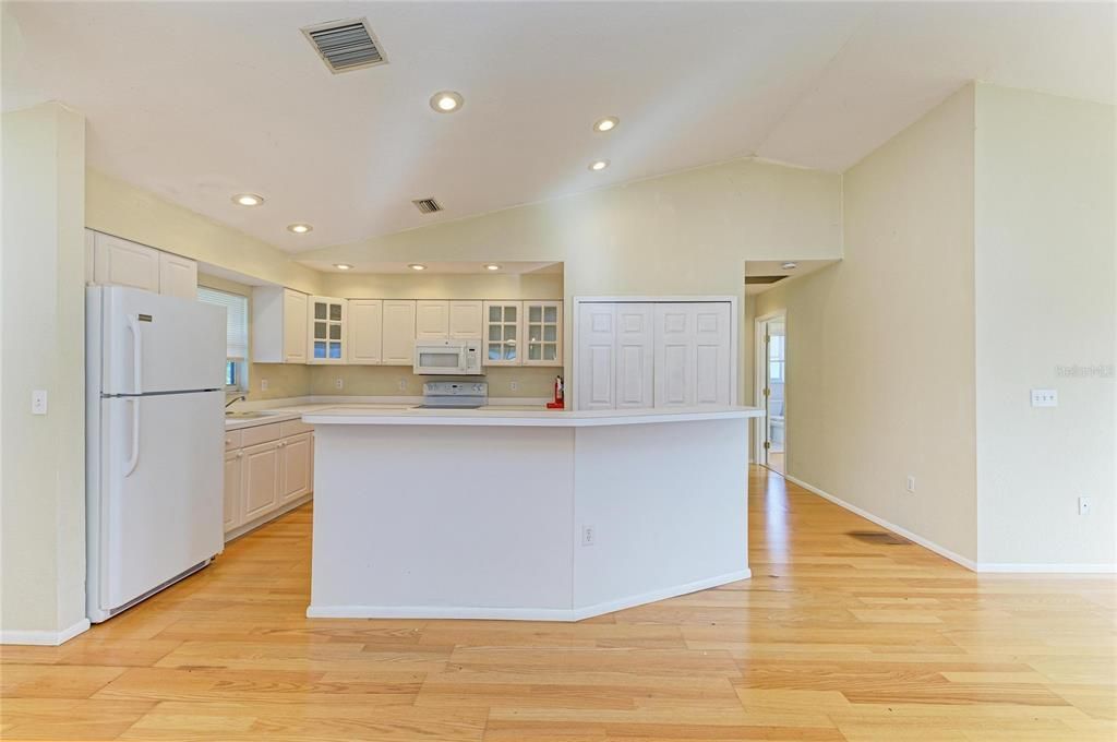 En Venta: $2,200,000 (9 camas, 7 baños, 5762 Pies cuadrados)