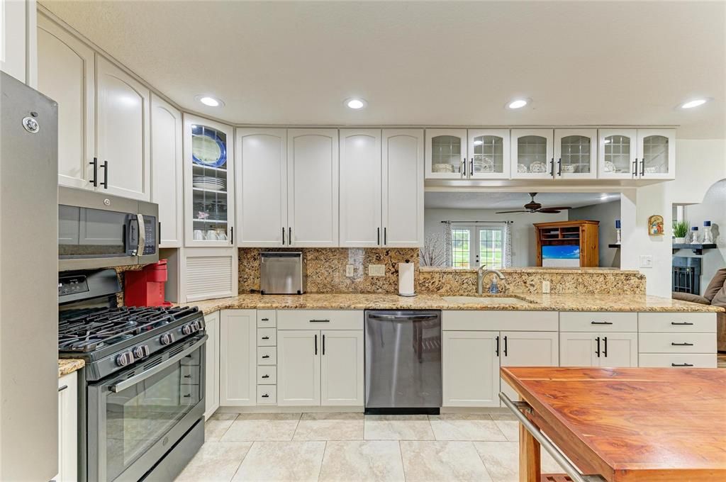 En Venta: $2,200,000 (9 camas, 7 baños, 5762 Pies cuadrados)