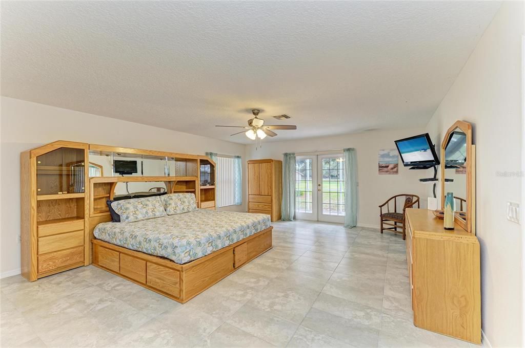 En Venta: $2,200,000 (9 camas, 7 baños, 5762 Pies cuadrados)