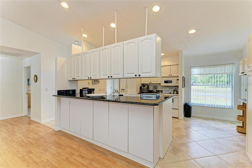 En Venta: $2,200,000 (9 camas, 7 baños, 5762 Pies cuadrados)