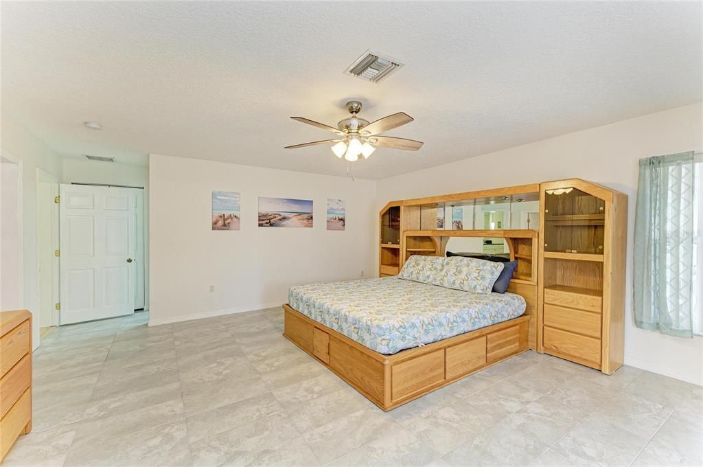 En Venta: $2,200,000 (9 camas, 7 baños, 5762 Pies cuadrados)