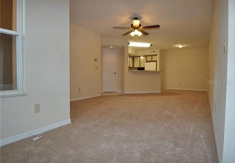 For Rent: $1,275 (1 beds, 1 baths, 735 Square Feet)