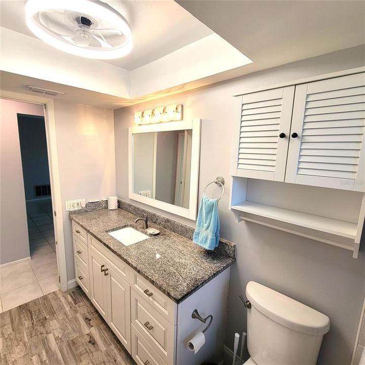 For Sale: $309,500 (2 beds, 1 baths, 1130 Square Feet)