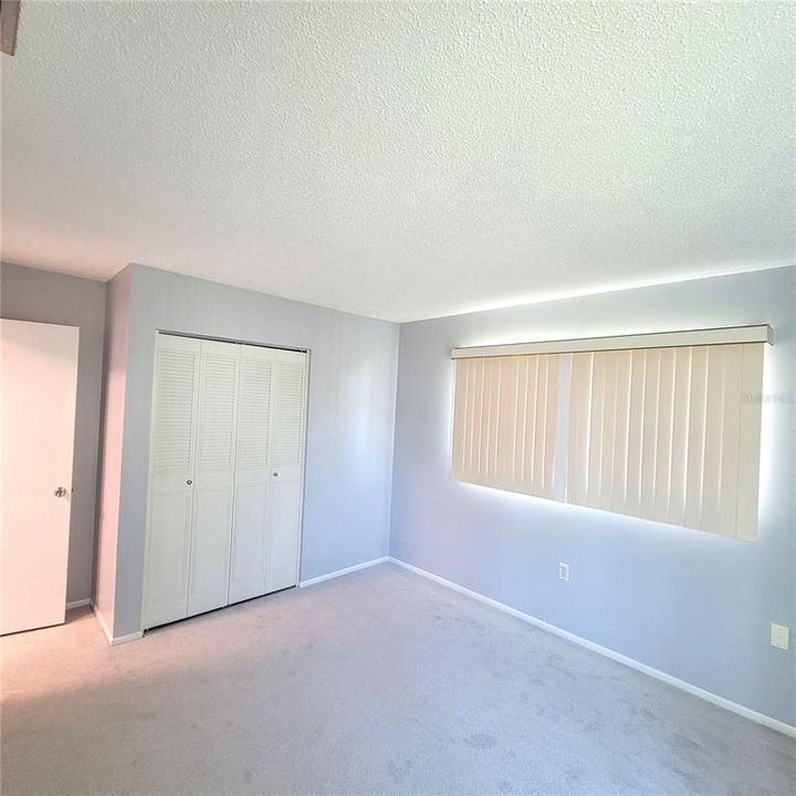 For Sale: $309,500 (2 beds, 1 baths, 1130 Square Feet)