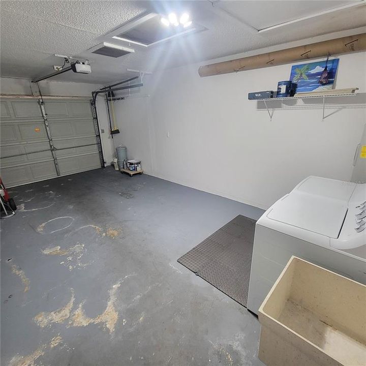 For Sale: $309,500 (2 beds, 1 baths, 1130 Square Feet)