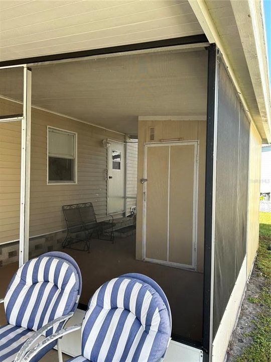 В аренду: $1,300 (2 спален, 1 ванн, 832 Квадратных фут)