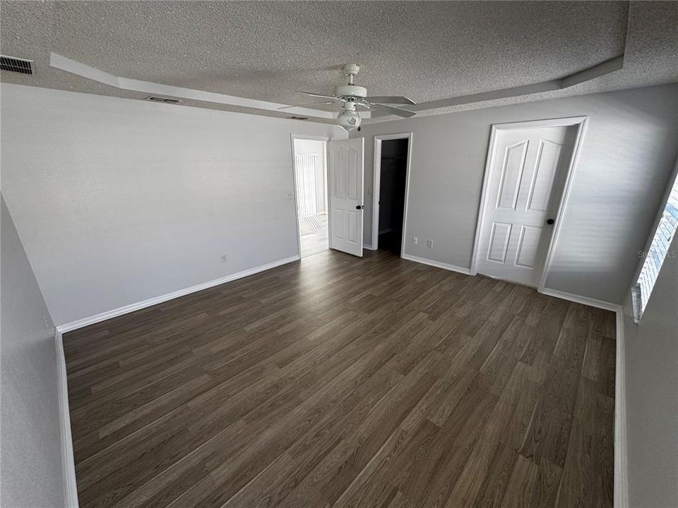 For Rent: $2,000 (3 beds, 2 baths, 1982 Square Feet)