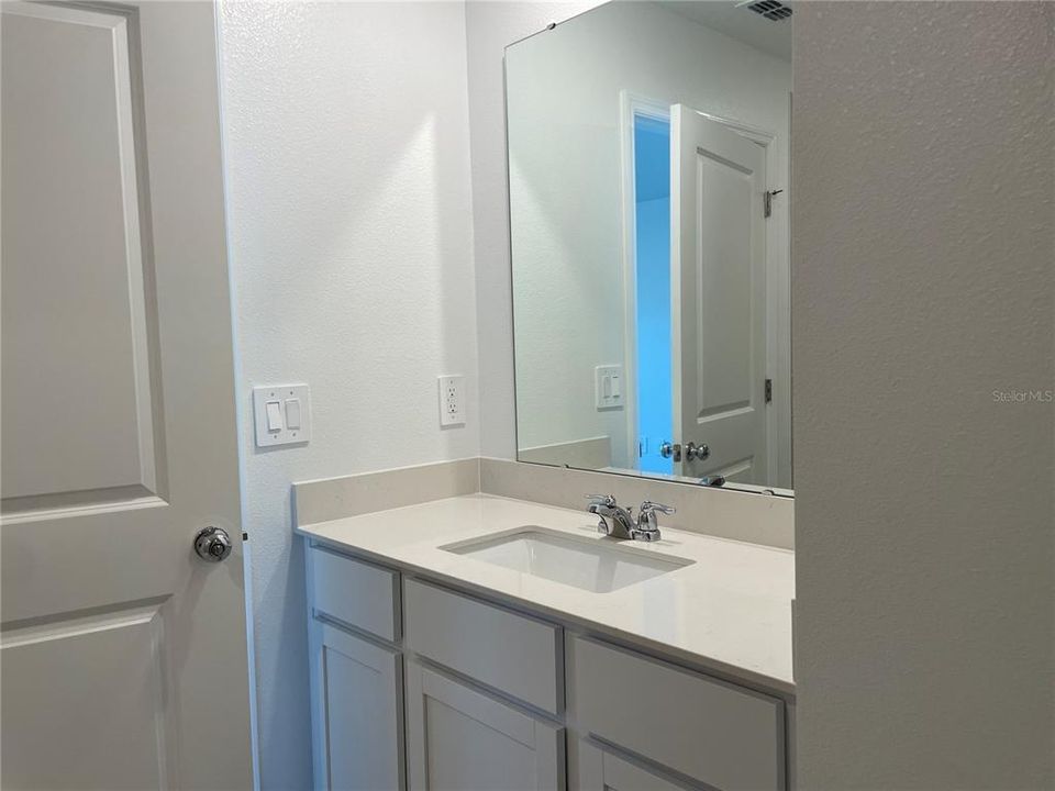 En Renta: $2,350 (4 camas, 2 baños, 1824 Pies cuadrados)