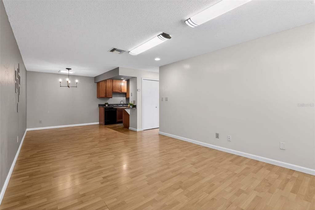 En Venta: $230,000 (1 camas, 1 baños, 663 Pies cuadrados)