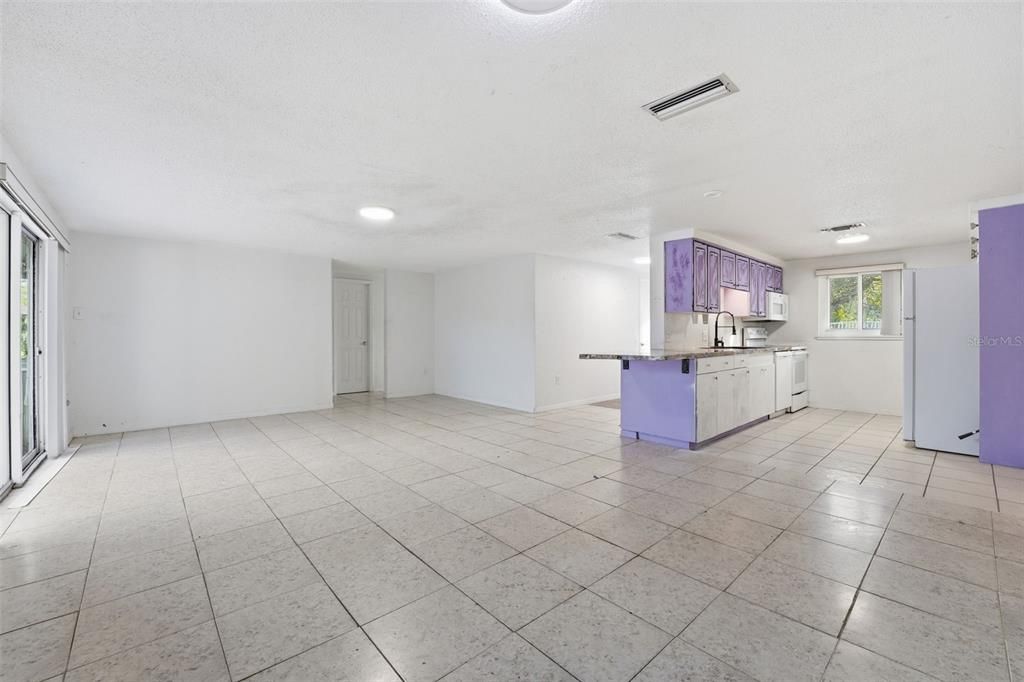 待售: $339,000 (3 贝兹, 2 浴室, 1218 平方英尺)