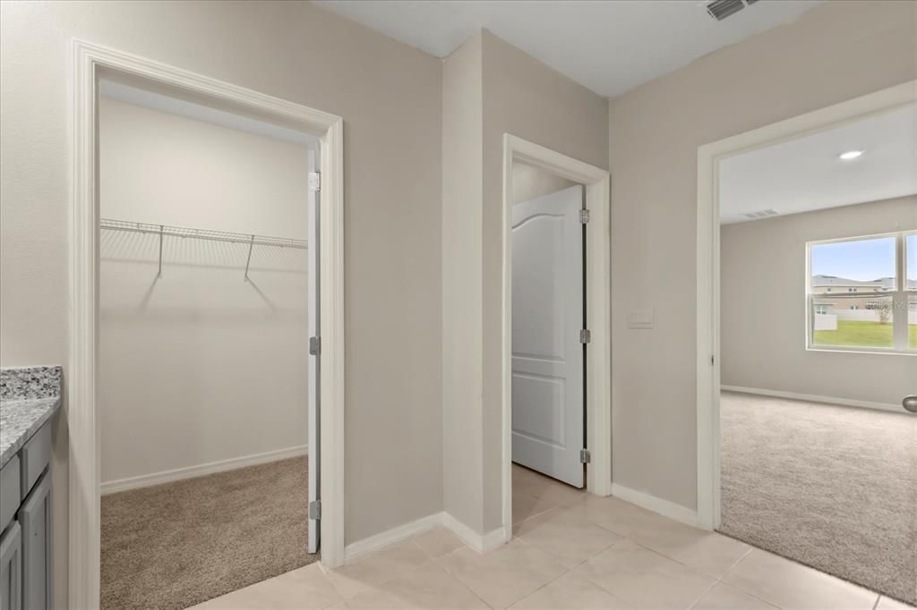 В аренду: $2,899 (5 спален, 3 ванн, 2910 Квадратных фут)