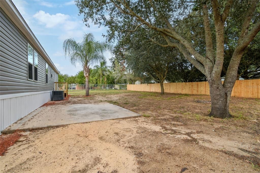 На продажу: $295,000 (4 спален, 2 ванн, 1590 Квадратных фут)