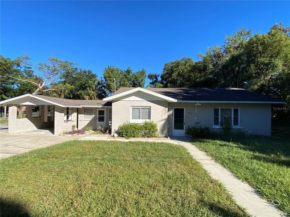 For Rent: $1,450 (2 beds, 1 baths, 908 Square Feet)