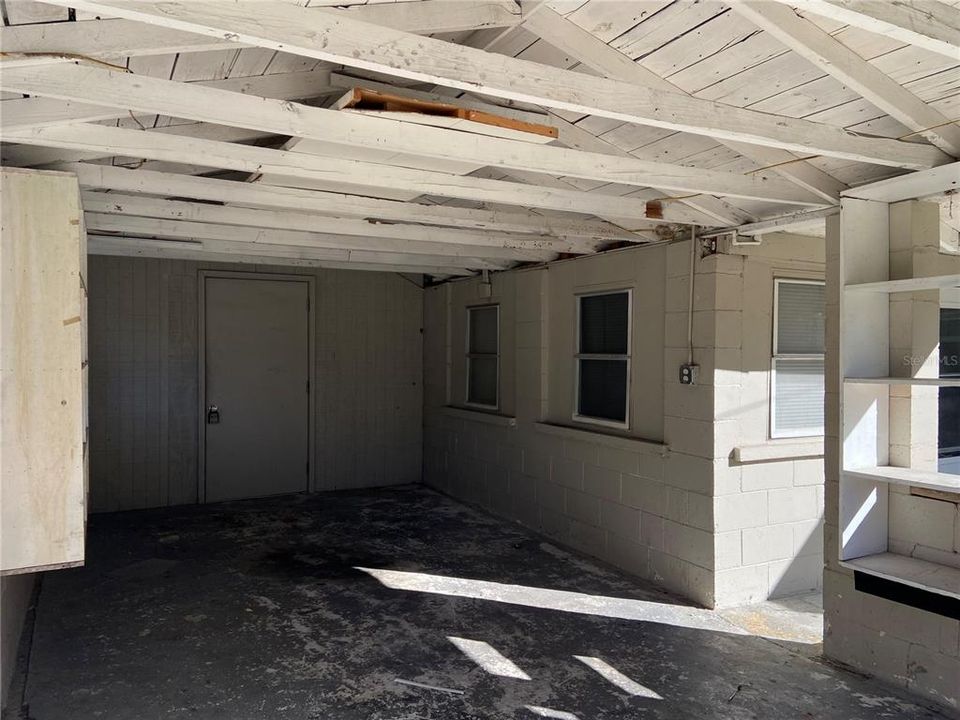 For Rent: $1,450 (2 beds, 1 baths, 908 Square Feet)