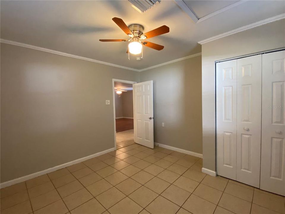 For Rent: $1,450 (2 beds, 1 baths, 908 Square Feet)