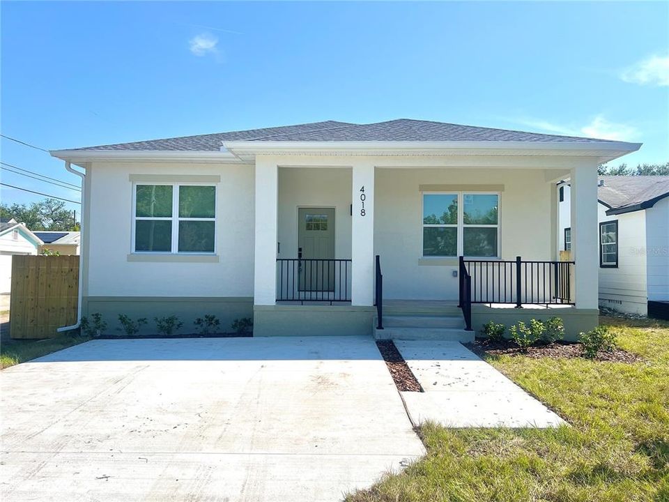 Недавно арендовано: $3,550 (4 спален, 2 ванн, 1450 Квадратных фут)