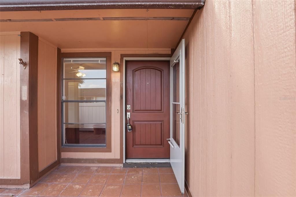 En Venta: $264,000 (3 camas, 2 baños, 1361 Pies cuadrados)