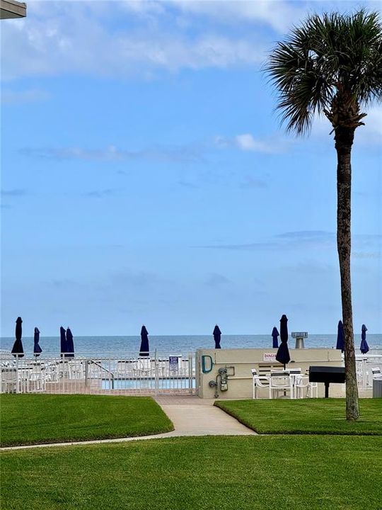 For Sale: $695,000 (3 beds, 2 baths, 1176 Square Feet)