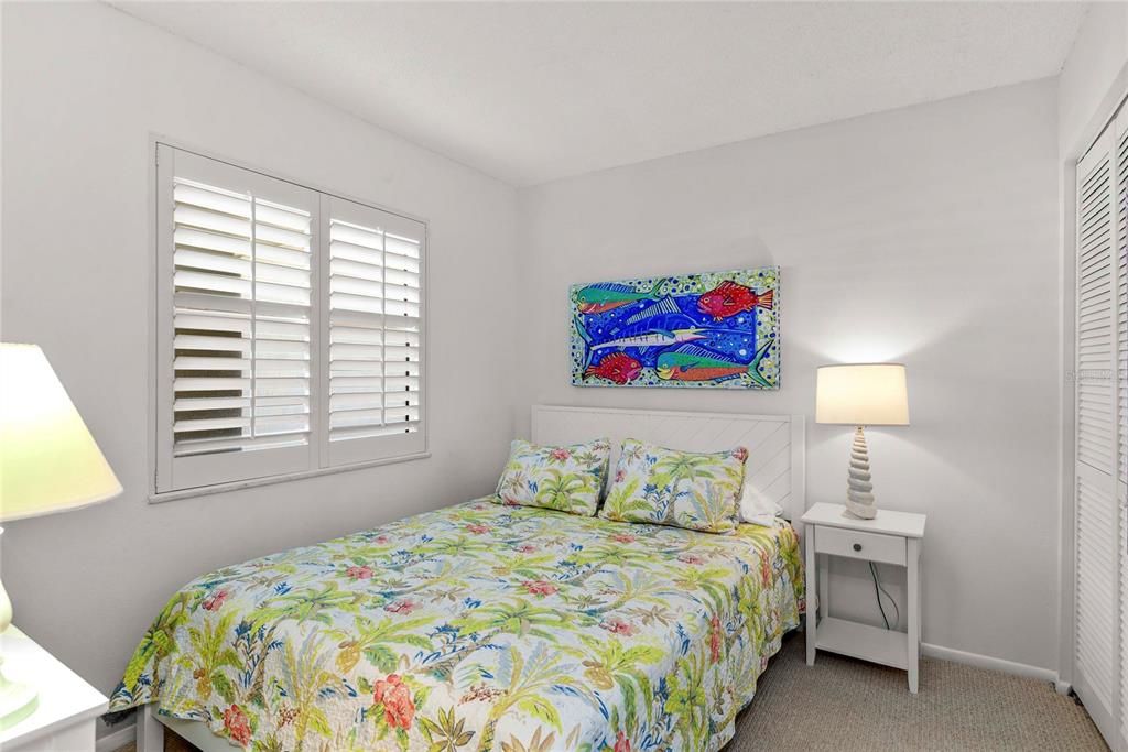 For Sale: $695,000 (3 beds, 2 baths, 1176 Square Feet)