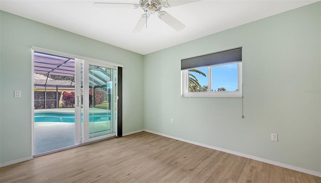 待售: $650,000 (3 贝兹, 2 浴室, 2449 平方英尺)