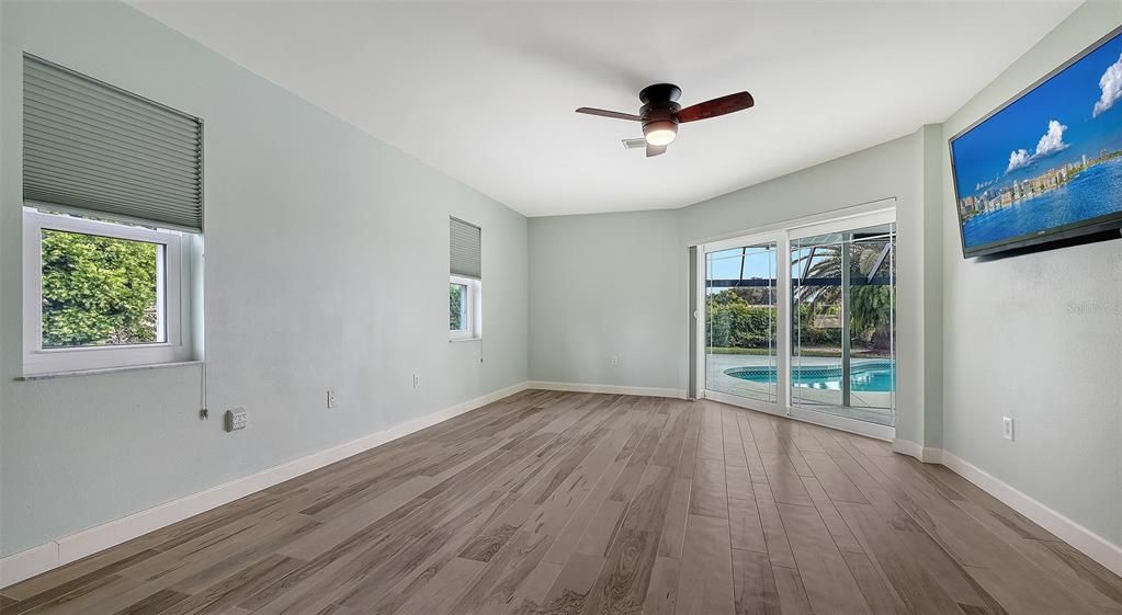 待售: $650,000 (3 贝兹, 2 浴室, 2449 平方英尺)