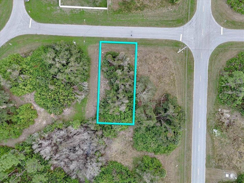 待售: $30,000 (0.19 acres)