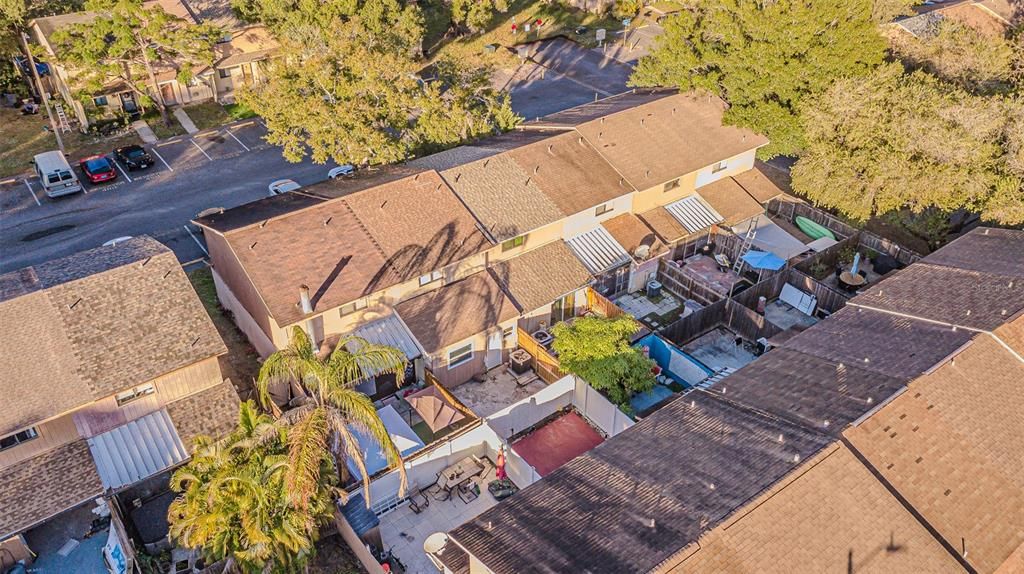 На продажу: $190,500 (2 спален, 2 ванн, 1037 Квадратных фут)