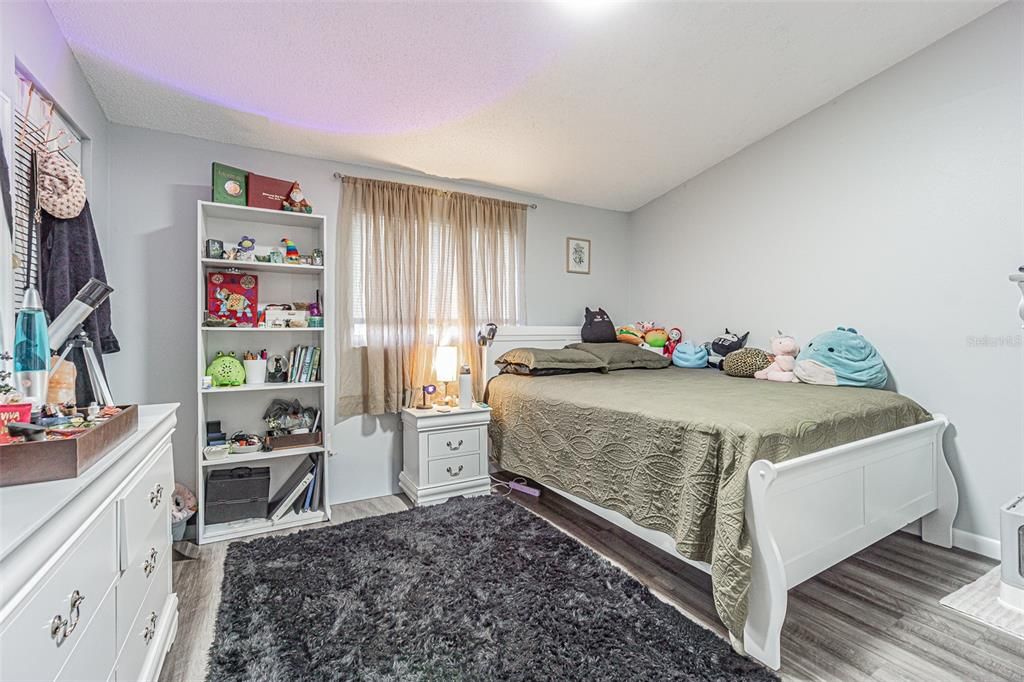 На продажу: $190,500 (2 спален, 2 ванн, 1037 Квадратных фут)