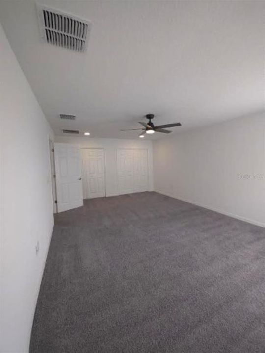 出租: $3,150 (4 贝兹, 3 浴室, 3014 平方英尺)