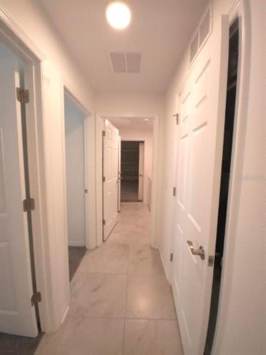 出租: $3,150 (4 贝兹, 3 浴室, 3014 平方英尺)