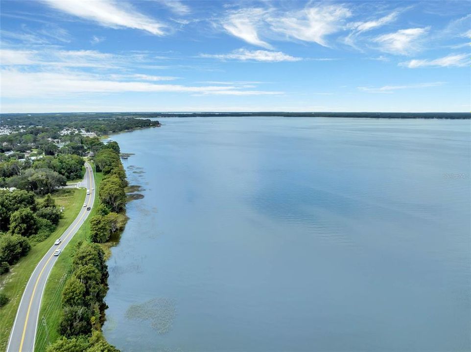 На продажу: $489,000 (3 спален, 2 ванн, 1914 Квадратных фут)