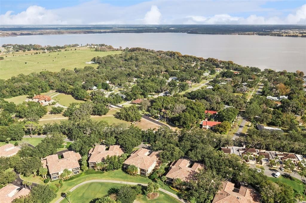 На продажу: $489,000 (3 спален, 2 ванн, 1914 Квадратных фут)