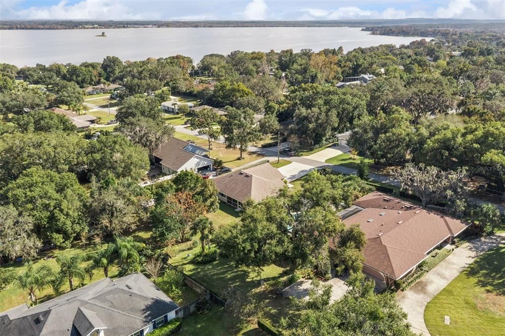 На продажу: $489,000 (3 спален, 2 ванн, 1914 Квадратных фут)